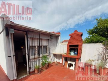 Saavedra Nuñez Casa PH id/2 familias Apto/crédito Patio 3c/Cabildo