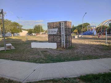 CASA + DEPARTAMENTO EN VENTA -  EN LA PROVINCIA DE SAN LUIS
