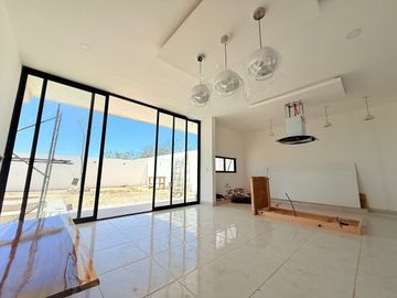 Casa en Privada Residencial en Sitpach