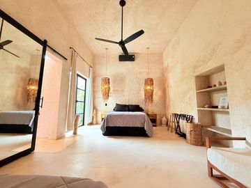BELLA CASA EN VENTA UBICADA EN EL CENTRO DE MÉRIDA, SAN JUAN.