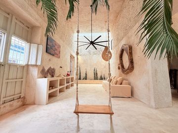 BELLA CASA EN VENTA UBICADA EN EL CENTRO DE MÉRIDA, SAN JUAN.