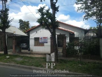 CHALET DE 5 AMBIENTES MORÓN