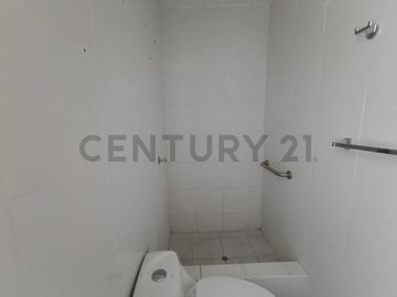 VENTA DE CASA EN LA PERLA CALLAO JUNTO AL PARQUE