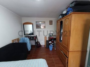 VENTA DE CASA EN LA PERLA CALLAO JUNTO AL PARQUE