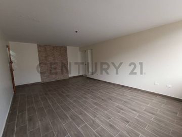 VENTA DE CASA EN LA PERLA CALLAO JUNTO AL PARQUE