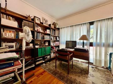 SEMI PISO EN VENTA - AV EMILIO CIVIT - CIUDAD
