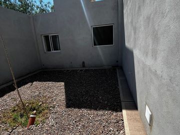 venta complejo a estrenar casas y dúplex luzuriaga