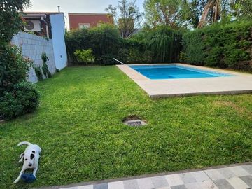 CASA 4 AMB EN VENTA BARRIO MIRASOLES MONTE GRANDE