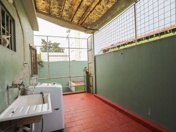 Venta Hermosa Casa Tipo PH 5 ambientes en Almagro
