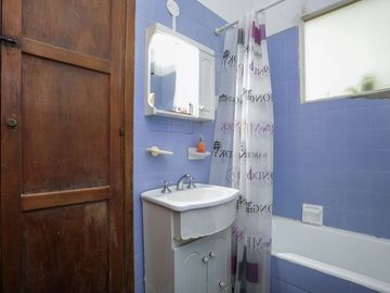 Venta Hermosa Casa Tipo PH 5 ambientes en Almagro