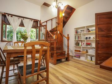 Venta Hermosa Casa Tipo PH 5 ambientes en Almagro