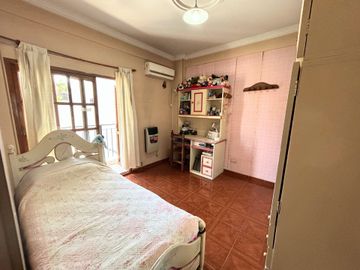 Venta PH tipo casa 6 ambientes en Villa Lugano