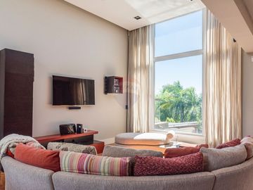 VENTA CASA 7 AMB EN CABOS DEL LAGO - NORDELTA