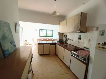 VENTA CASA 4 AMB CON PARQUE EZPELETA, QUILMES