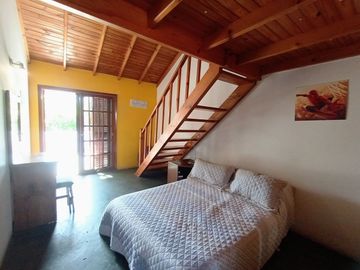 VENTA CASA 4 AMB CON PARQUE EZPELETA, QUILMES