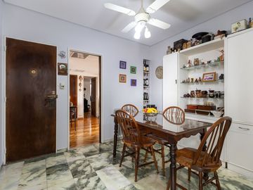 DPTO EN VENTA VILLA CRESPO 4 AMB + DEP.  RECICLADO