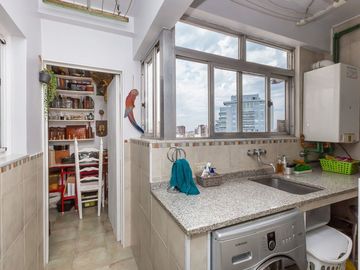 DPTO EN VENTA VILLA CRESPO 4 AMB + DEP.  RECICLADO
