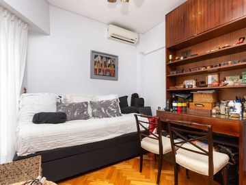 DPTO EN VENTA VILLA CRESPO 4 AMB + DEP.  RECICLADO