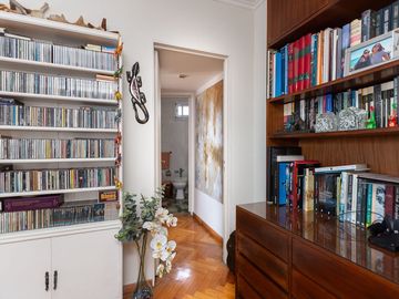 DPTO EN VENTA VILLA CRESPO 4 AMB + DEP.  RECICLADO