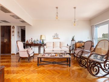 DPTO EN VENTA VILLA CRESPO 4 AMB + DEP.  RECICLADO