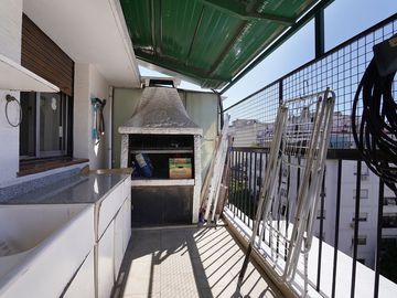 VENTA 5 AMB CABALLITO BALCON TERRAZA PARRILLA
