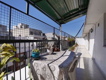 VENTA 5 AMB CABALLITO BALCON TERRAZA PARRILLA