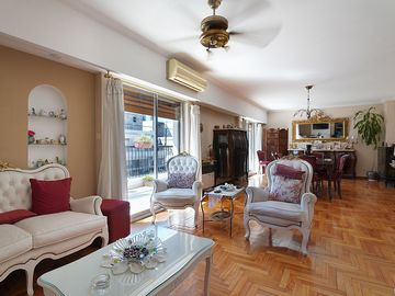 VENTA 5 AMB CABALLITO BALCON TERRAZA PARRILLA
