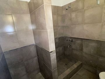 VENTA DPTO 3 DORM C/ COCHERA PARQUE MONTECRISTO
