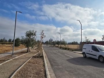 Sitio en Venta en Condominio Los Almendros / Ramon Subercaseaux 1200