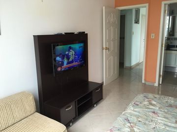 VENDO DEPARTAMENTO DE 2 DORMITORIOS AMOBLADO EN TONSUPA