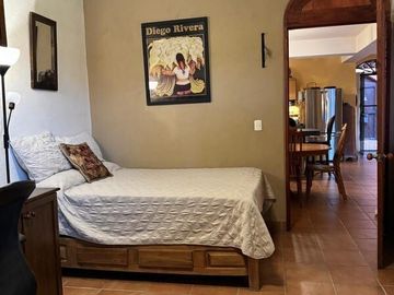 En Venta Casa con Casita Independiente y Rooftop en San Miguel de Allende