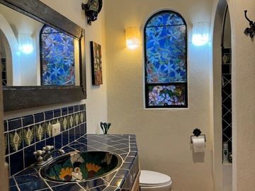 En Venta Casa con Casita Independiente y Rooftop en San Miguel de Allende