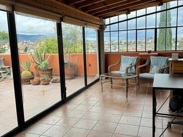 En Venta Casa con Casita Independiente y Rooftop en San Miguel de Allende
