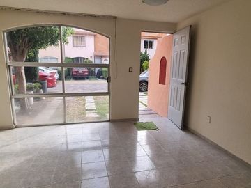 CASA EN RENTA EN EL TENAYO