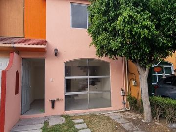 CASA EN RENTA EN EL TENAYO