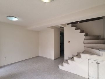 CASA EN RENTA EN EL TENAYO