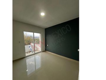 Casa Nueva en venta en fraccionamiento Sabines cercana a una de las principales vías de comunicación de la ciudad.