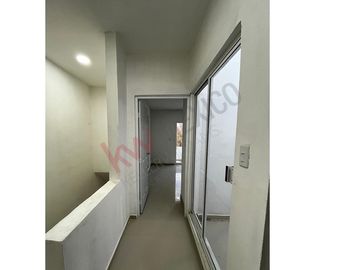 Casa Nueva en venta en fraccionamiento Sabines cercana a una de las principales vías de comunicación de la ciudad.