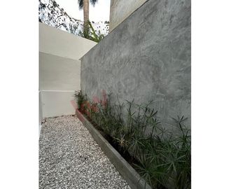 Casa Nueva en venta en fraccionamiento Sabines cercana a una de las principales vías de comunicación de la ciudad.