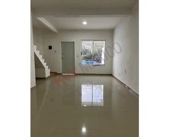 Casa Nueva en venta en fraccionamiento Sabines cercana a una de las principales vías de comunicación de la ciudad.