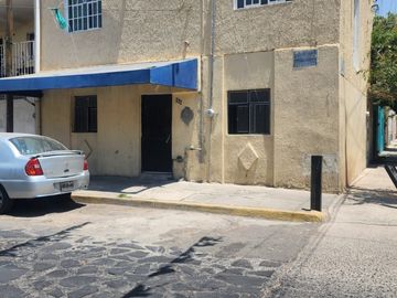 Casa En Venta En La Colonia Insurgentes, Guadalajara.