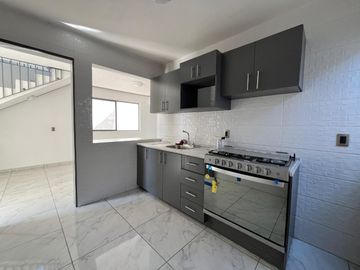 Casa en Venta en San Pedro Ahuacatlán, SJR, Querétaro.