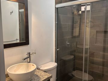 DEPARTAMENTO EN VENTA EN PUERTA REAL. 6