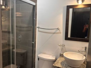 DEPARTAMENTO EN VENTA EN PUERTA REAL. 6