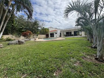 Casa en venta de una Planta Mérida Yucatán, La Ceiba II