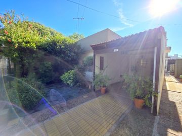 Casa en venta en Burzaco Oeste