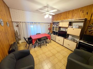 Casa en venta en Burzaco Oeste