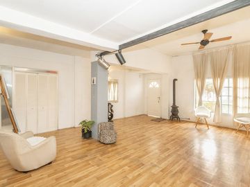 CASA EN VENTA FLORIDA 4 AMBIENTES PILETA Y TERRAZA