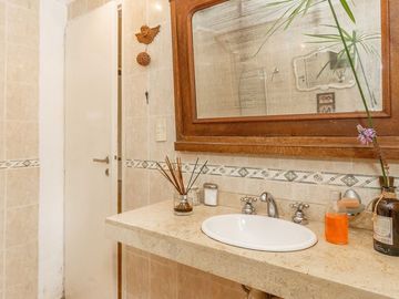 CASA EN VENTA FLORIDA 4 AMBIENTES PILETA Y TERRAZA