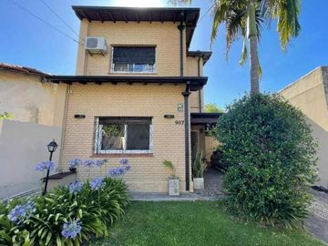 Casa en venta en Castelar Sur